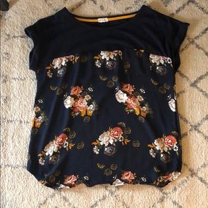Cap sleeves Navy floral top